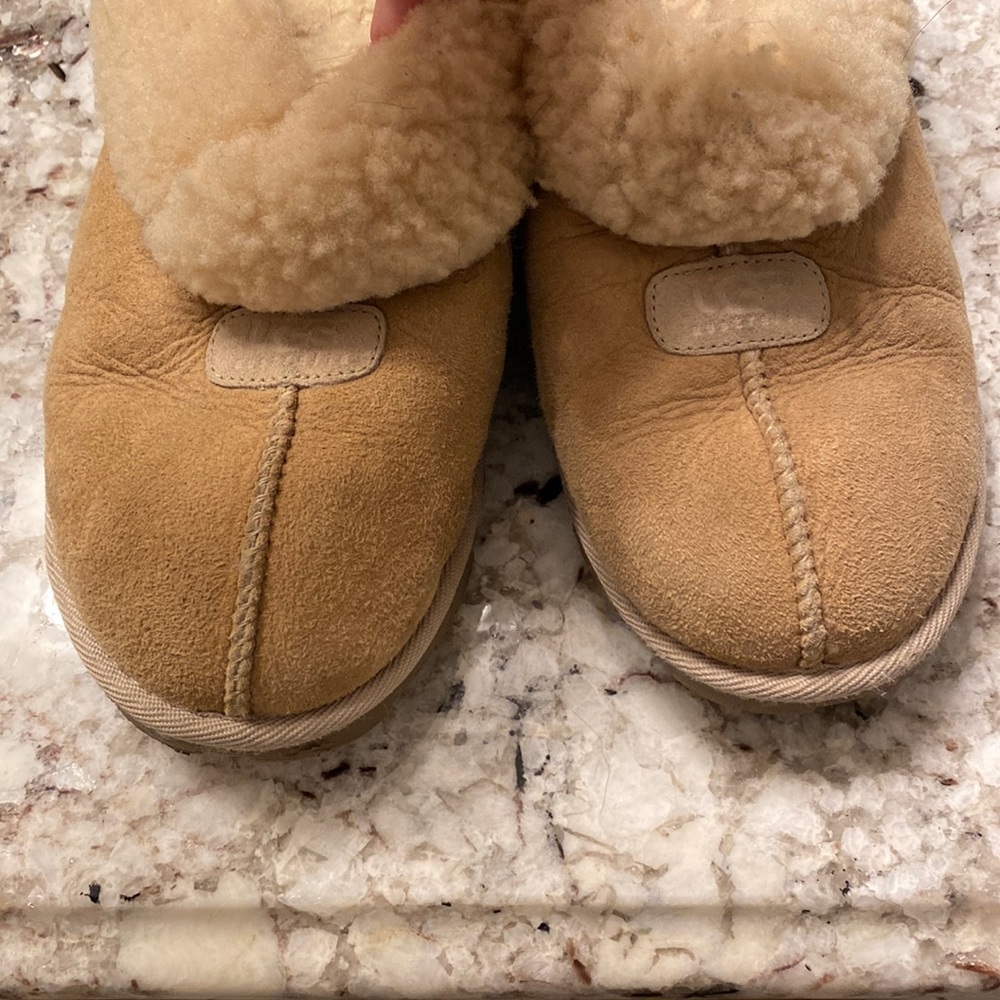 Ugg Slipper